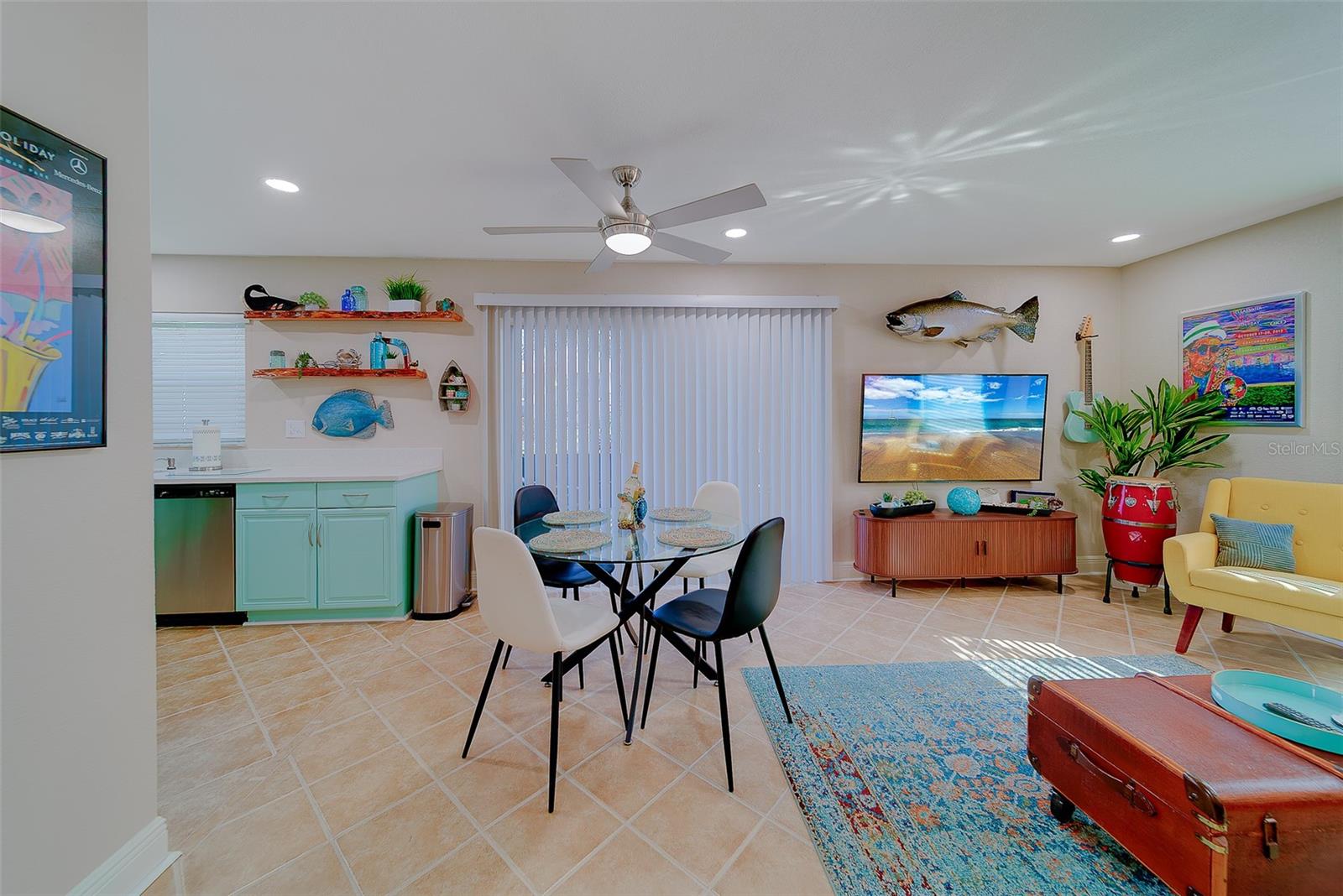 THE FOUNTAINS OF LARGO CONDO - Residential