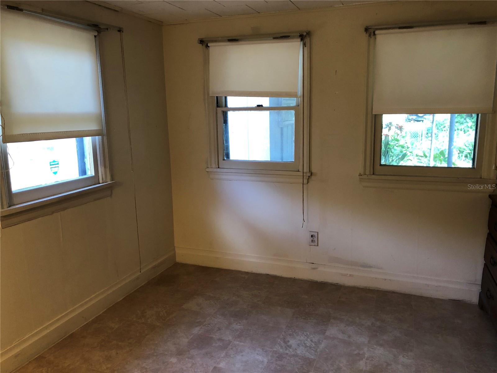 SULPHUR SPGS ADD - Residential