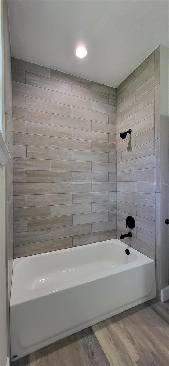 DAYTONA NORTH - Residential