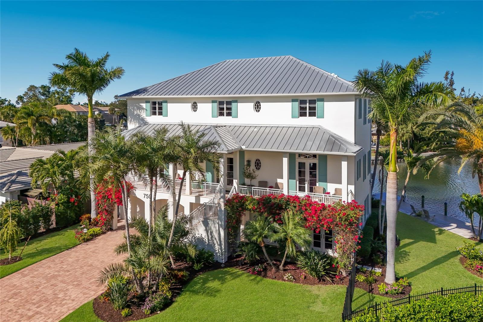 750 SIESTA KEY CIRCLE