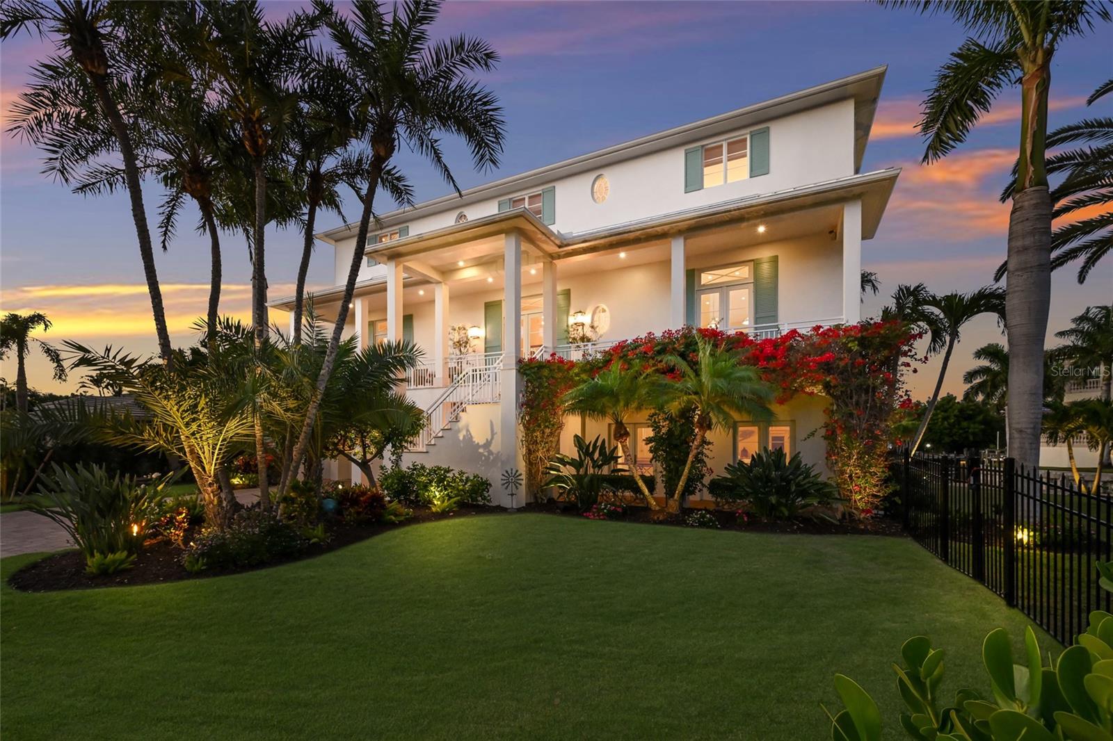 750 SIESTA KEY CIRCLE