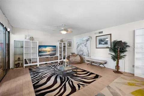 2514 SW 14TH DRIVE n/a