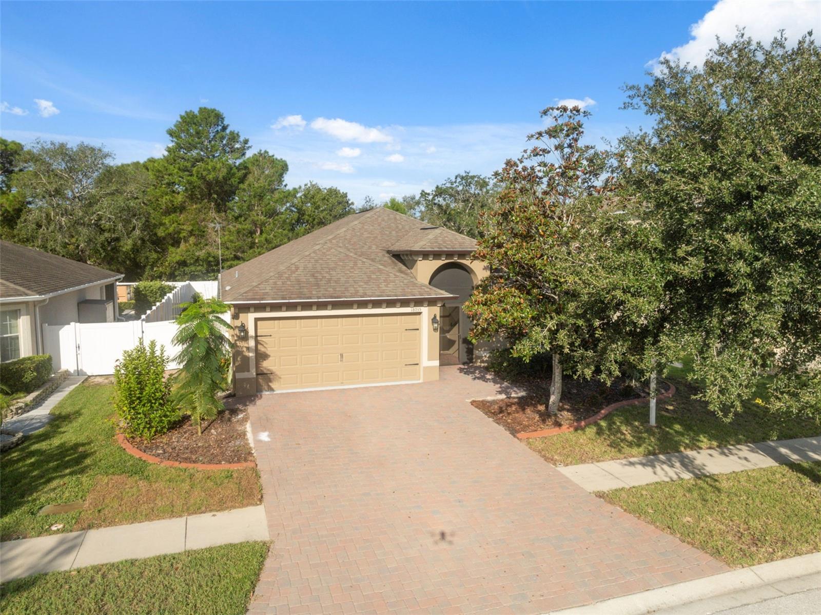 BRIAR OAKS VILLAGE 01 - Residential