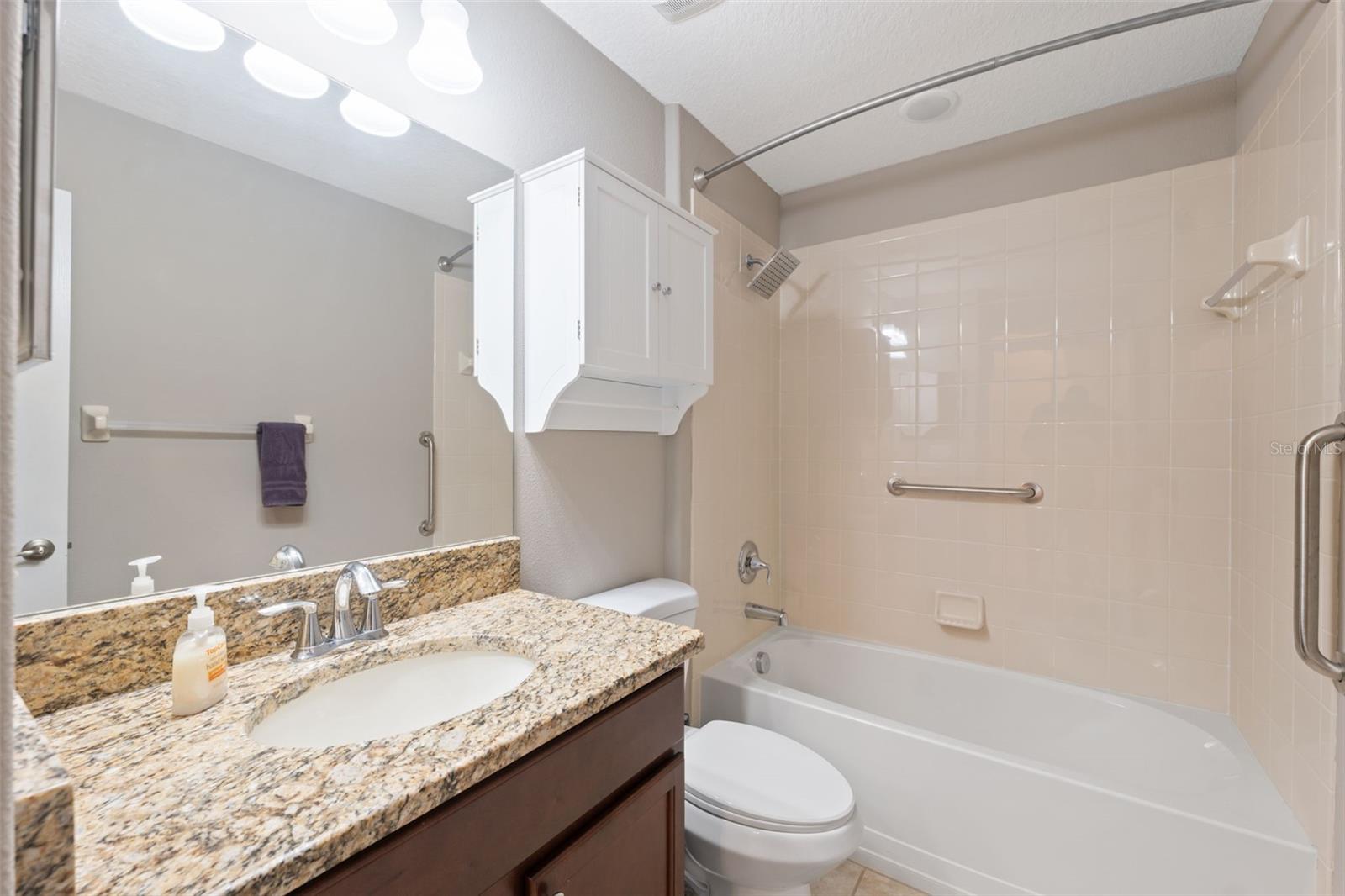 BRIAR OAKS VILLAGE 01 - Residential