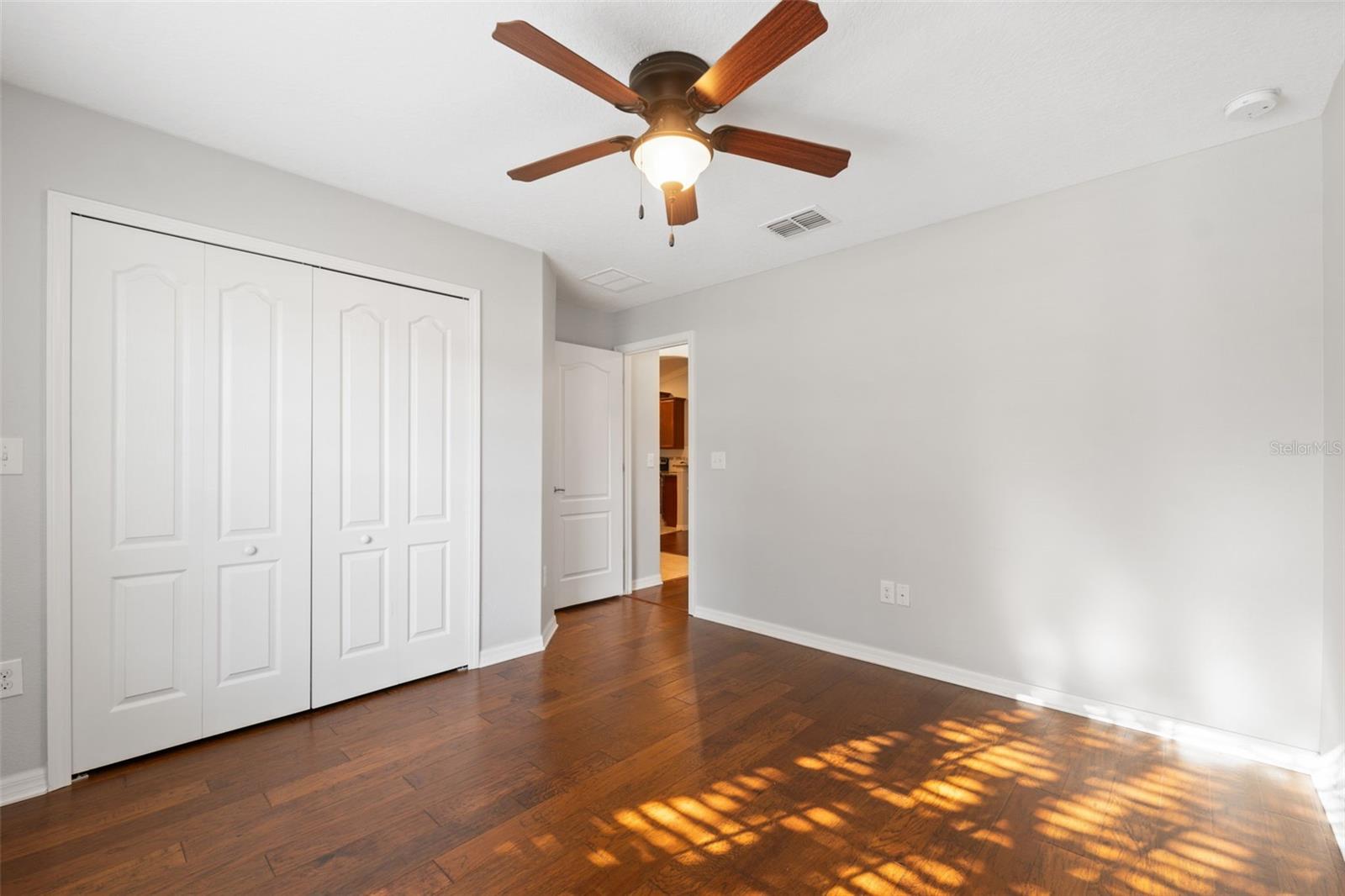 BRIAR OAKS VILLAGE 01 - Residential