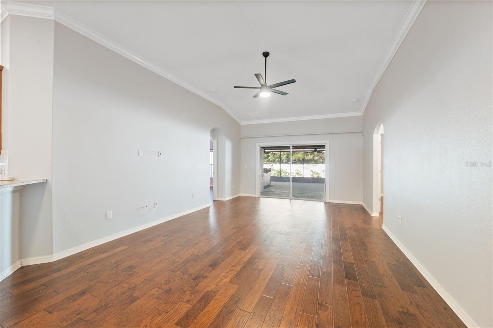 BRIAR OAKS VILLAGE 01 - Residential