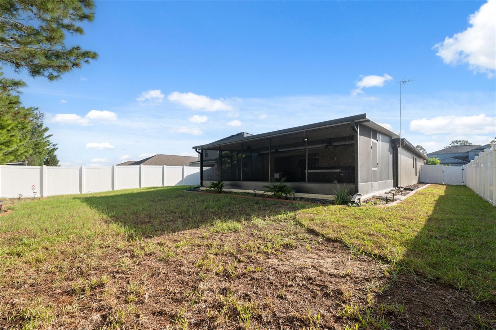 BRIAR OAKS VILLAGE 01 - Residential
