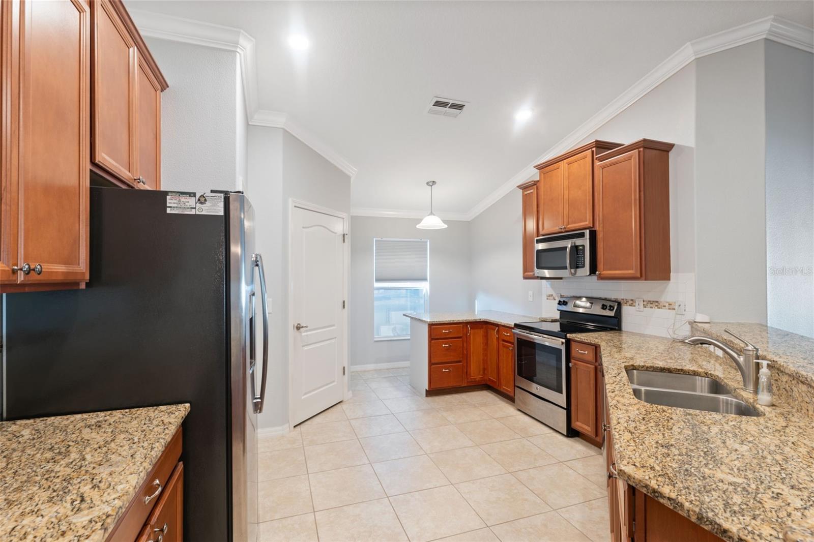 BRIAR OAKS VILLAGE 01 - Residential