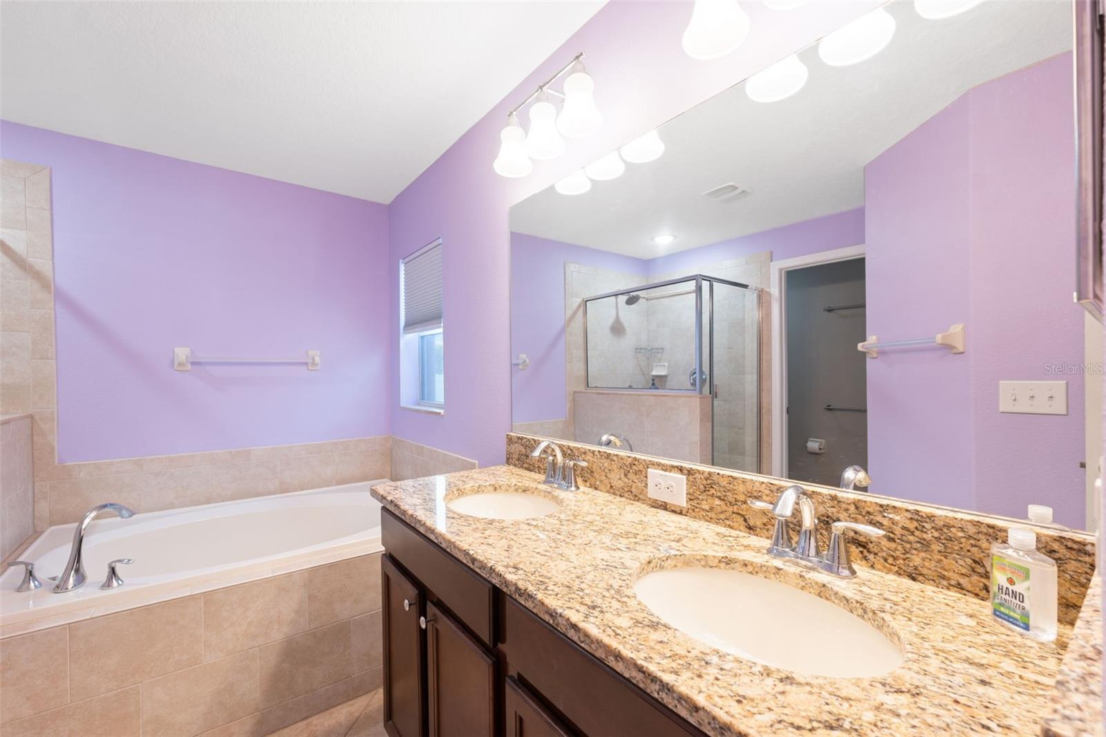 BRIAR OAKS VILLAGE 01 - Residential