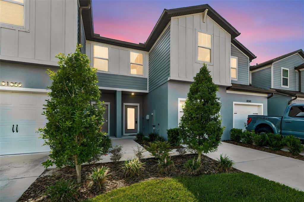 Photo of 31357 Amberview Bend, Wesley Chapel, FL 33545 (MLS # TB8523248)
