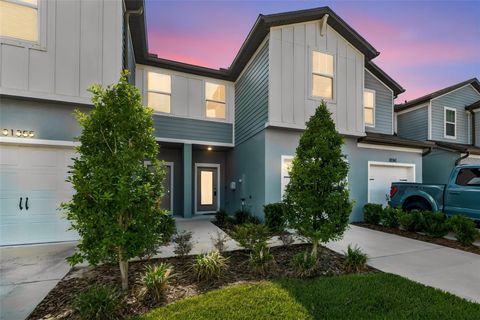 Photo of 31357 Amberview Bend, Wesley Chapel, FL 33545 (MLS # TB8523248)