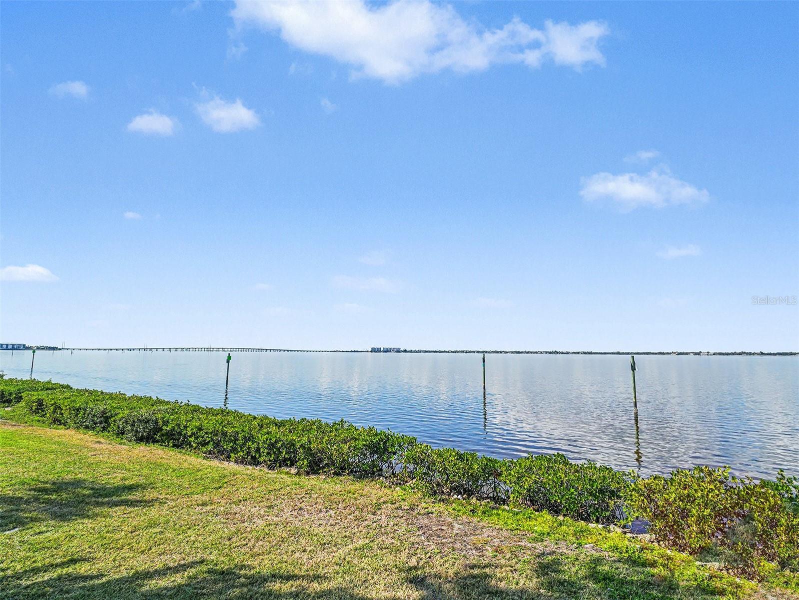 EMERALD POINTE VILLAS PH 03 - Residential