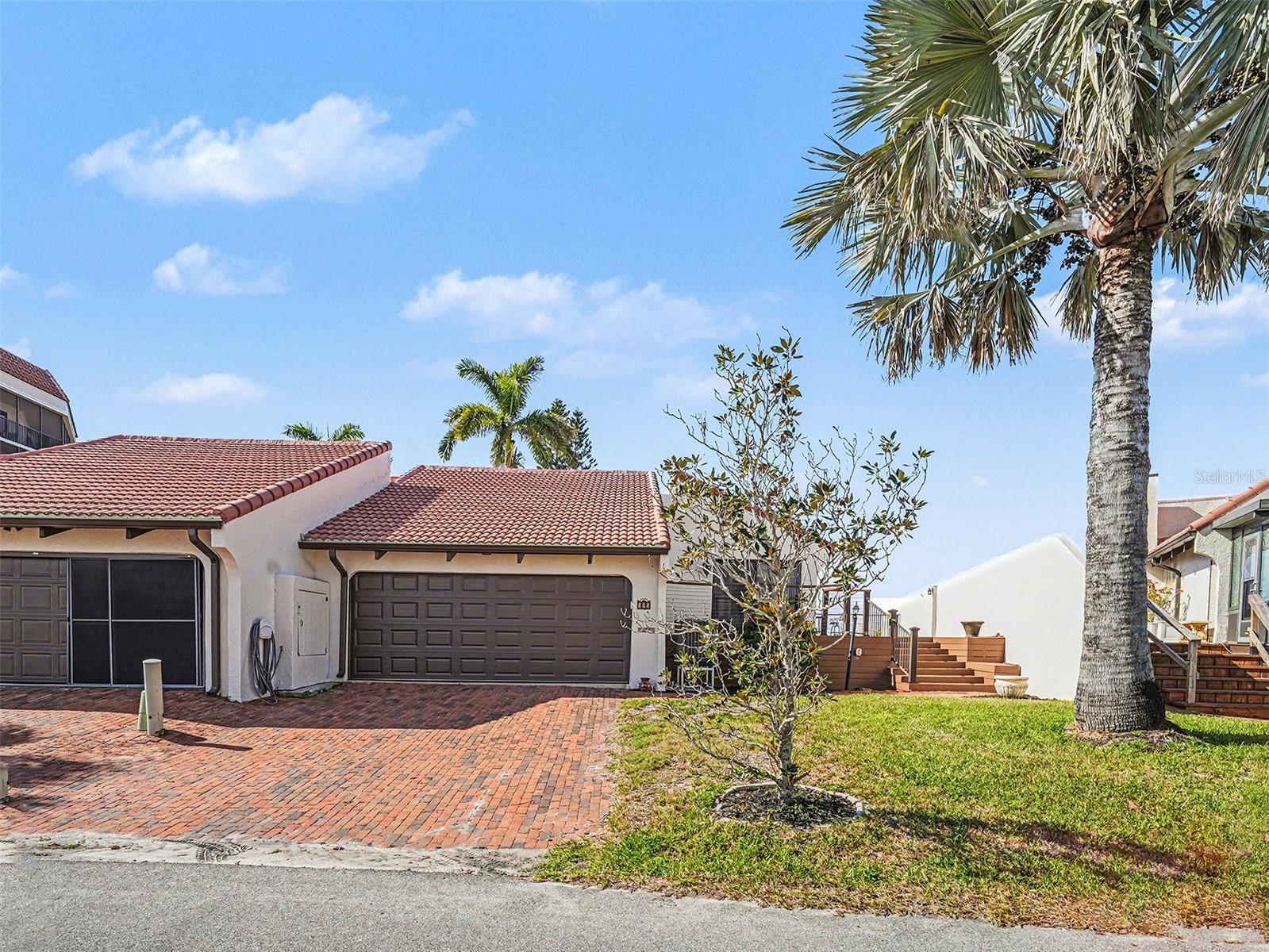 EMERALD POINTE VILLAS PH 03 - Residential