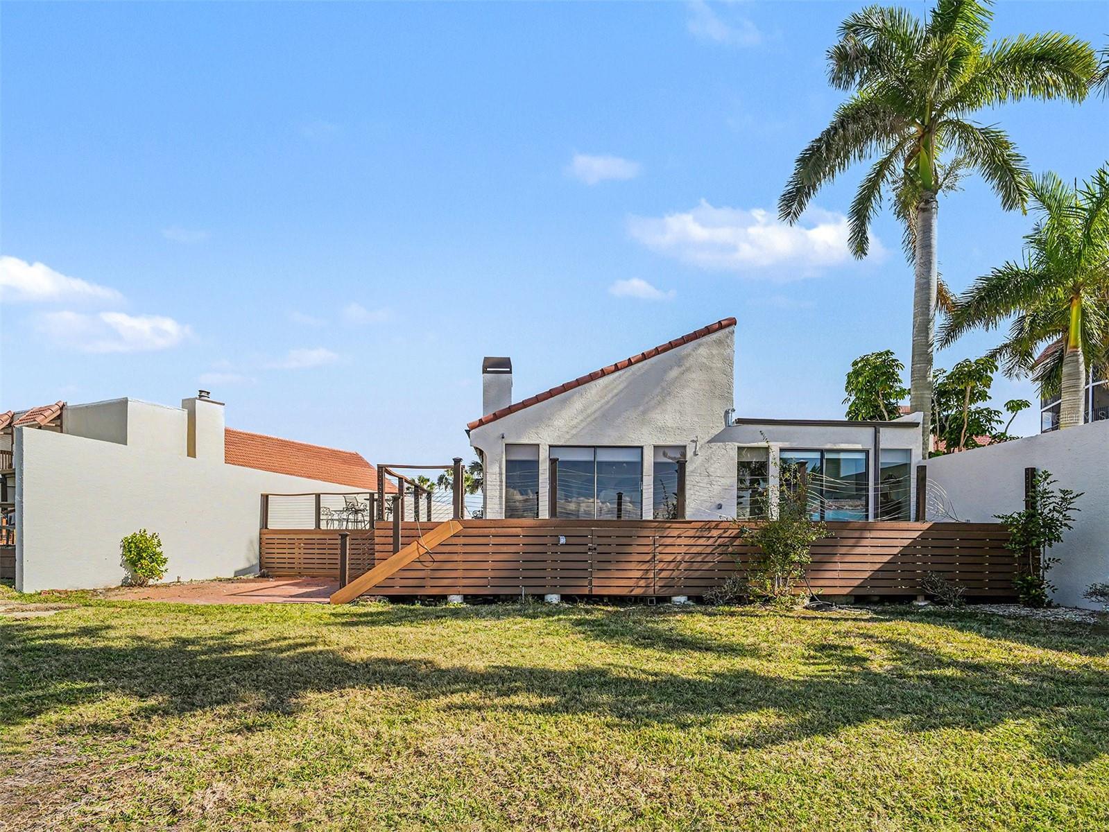 EMERALD POINTE VILLAS PH 03 - Residential