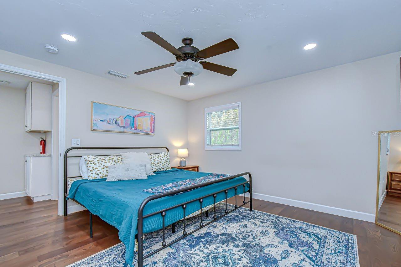 CORTEZ PARK - Residential Lease