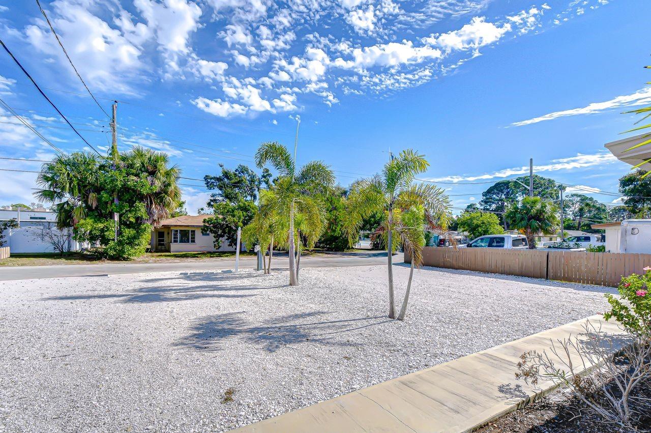 CORTEZ PARK - Residential Lease