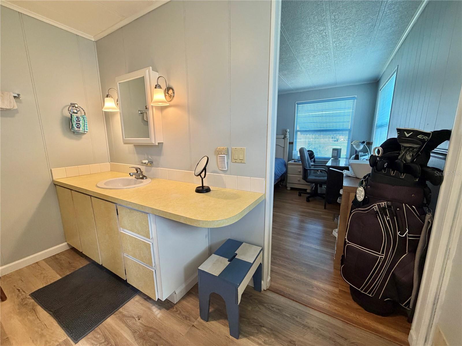 HAWTHORNE AT LEESBURG A COOP - Residential