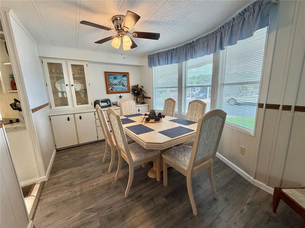 Photo of 188 Hibiscus Way, Leesburg, FL 34748 (MLS # G5106250)