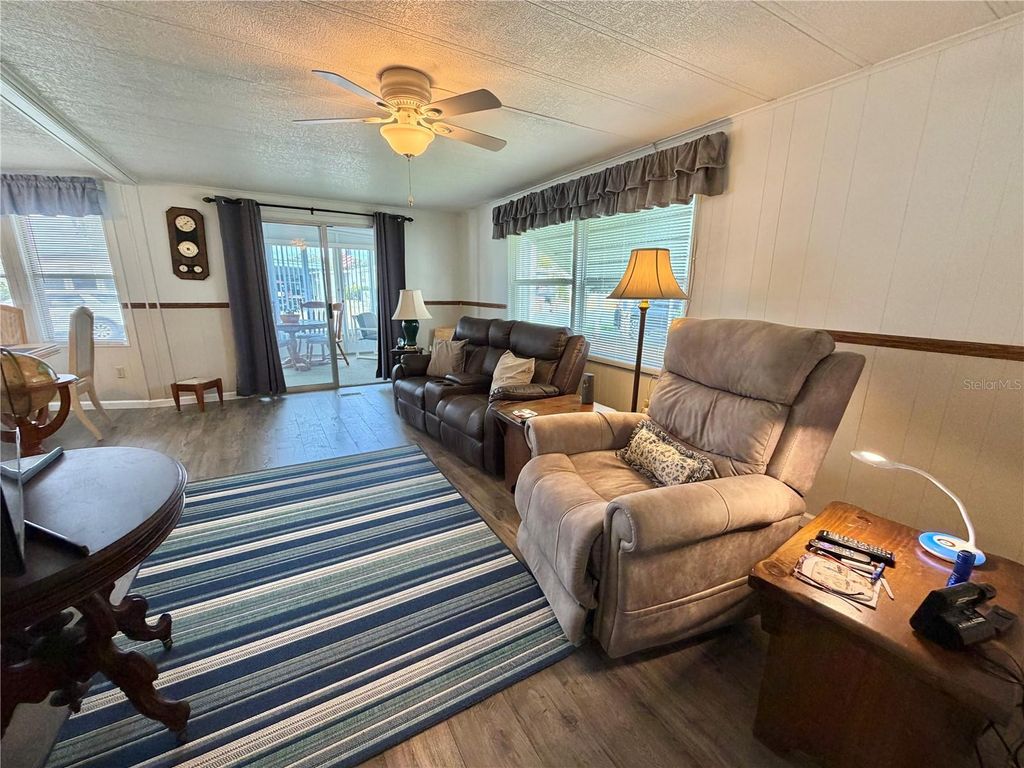 Photo of 188 Hibiscus Way, Leesburg, FL 34748 (MLS # G5106250)