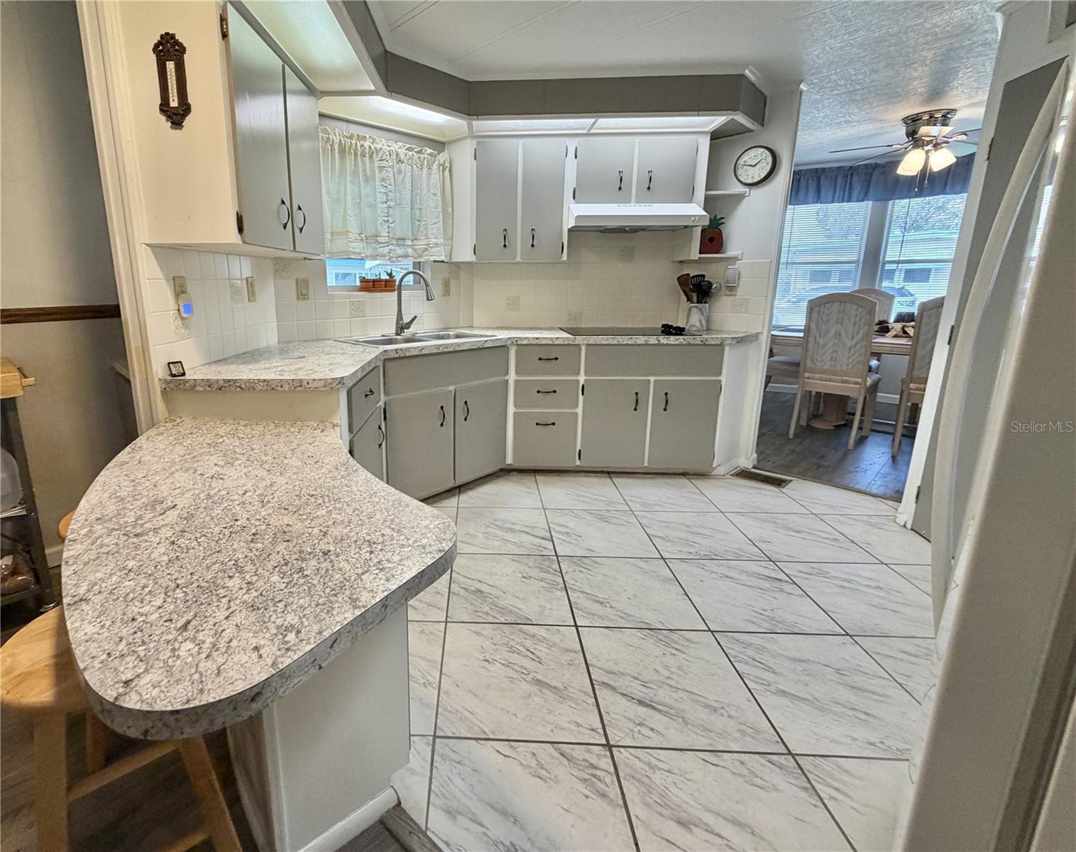 HAWTHORNE AT LEESBURG A COOP - Residential