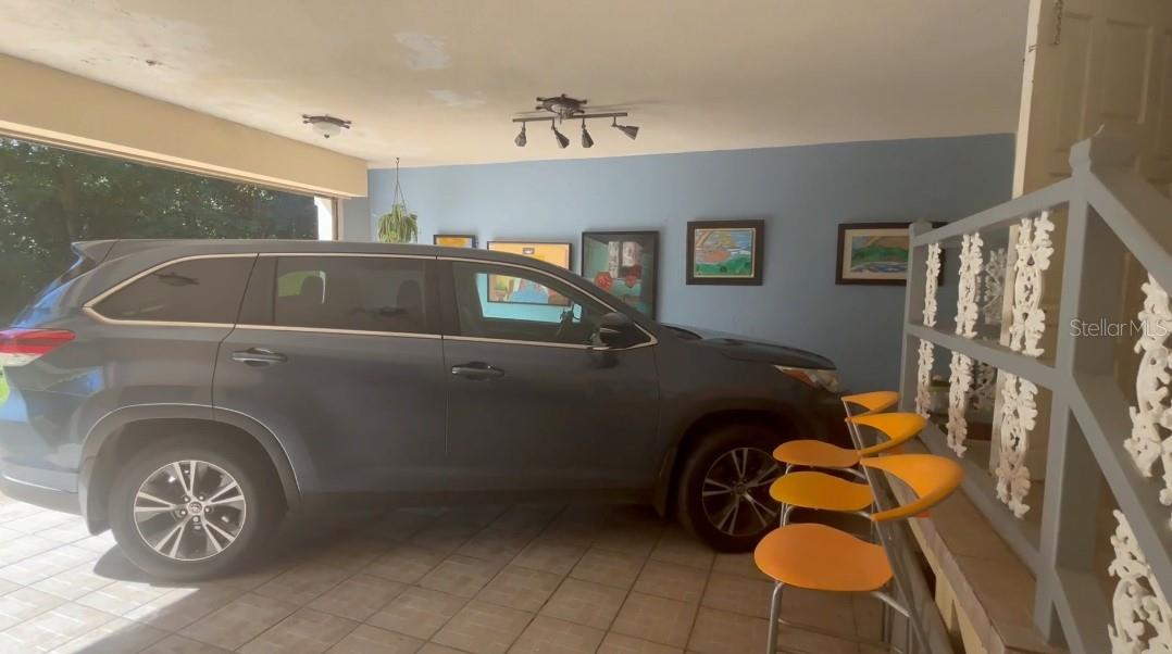 LA CENTENA - Residential