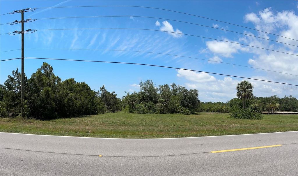 Photo of E Venice Avenue, Venice, FL 34292 (MLS # O6381544)