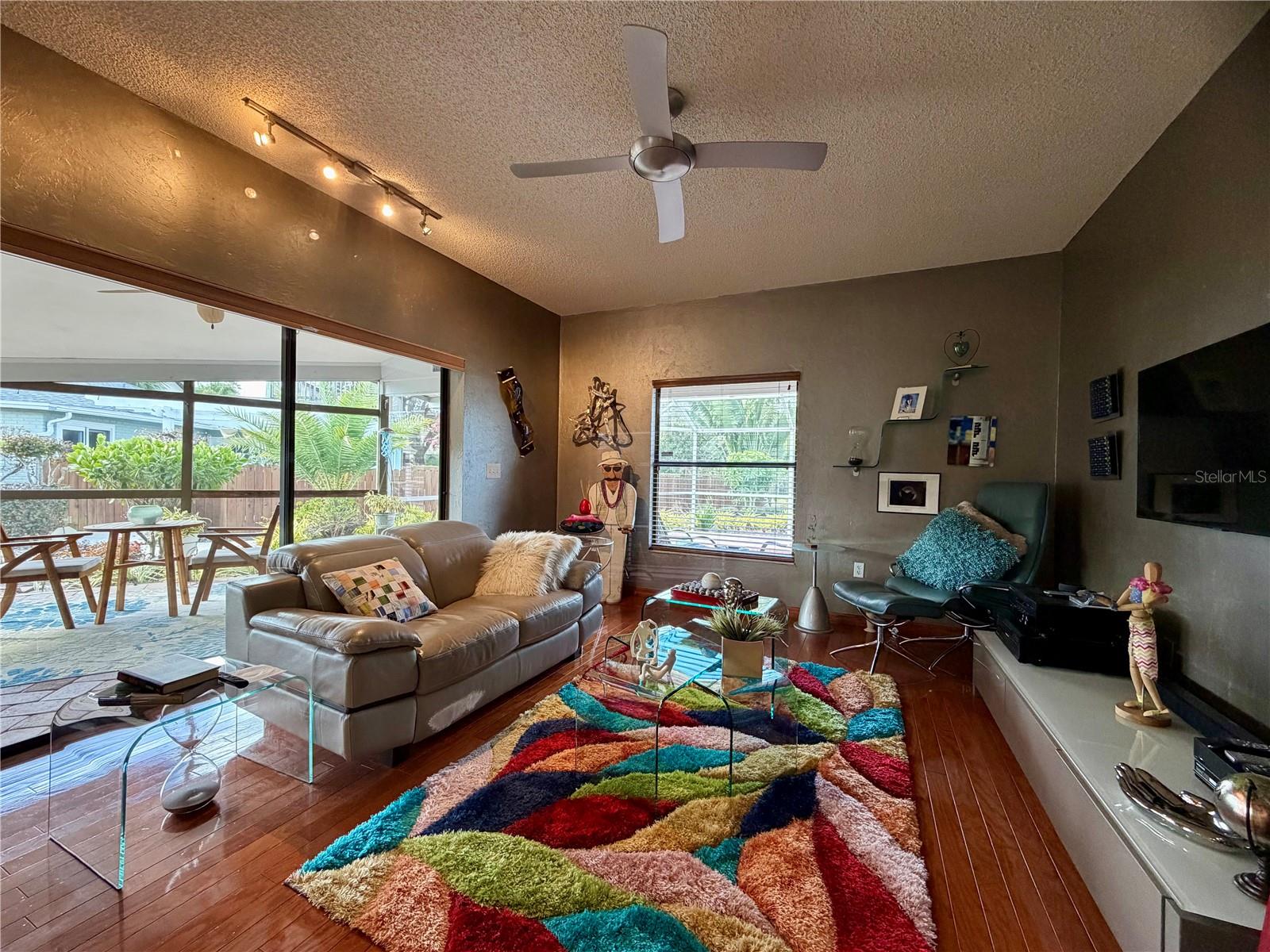 RIVER HARBOR WEST - Residential