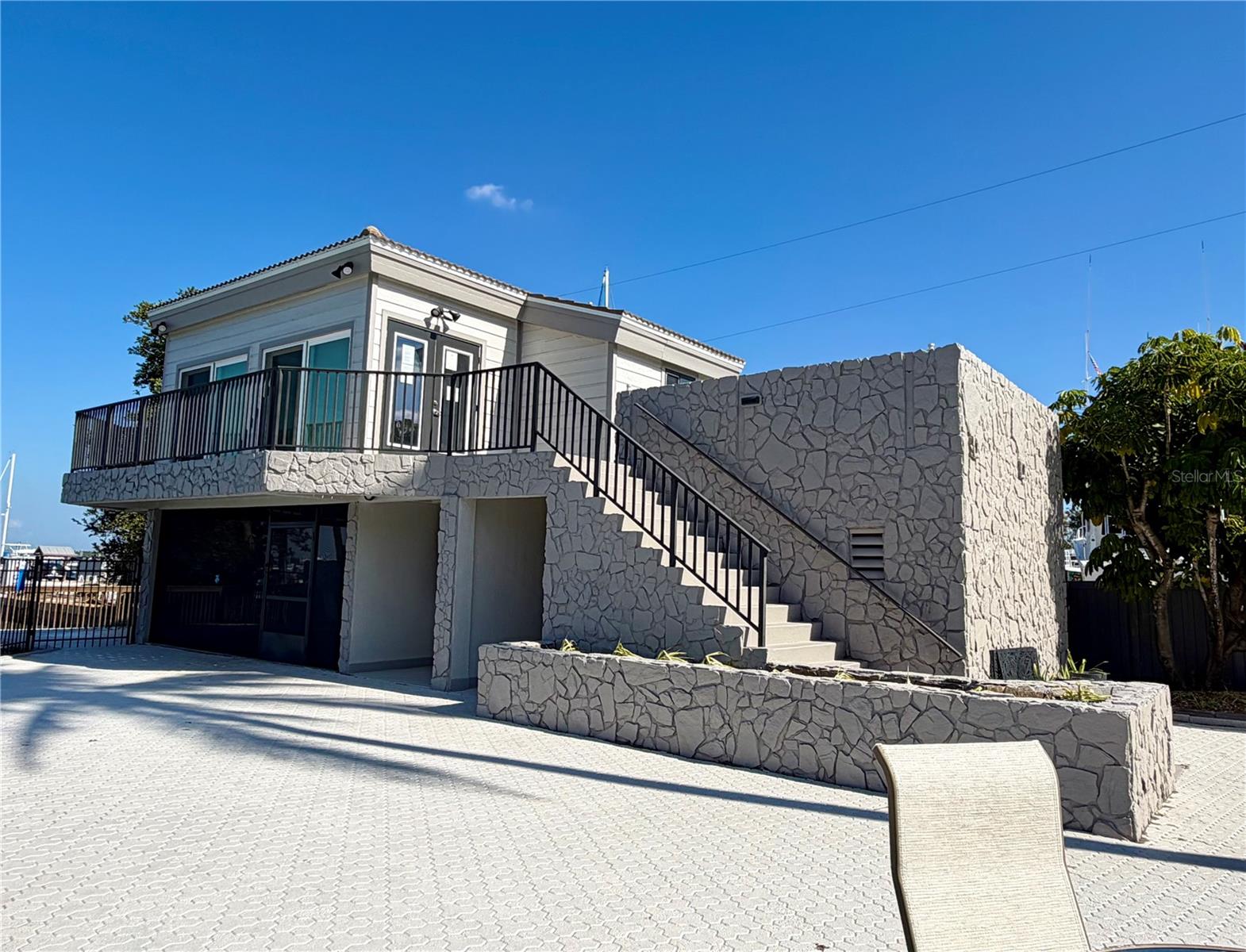 RIVER HARBOR WEST - Residential