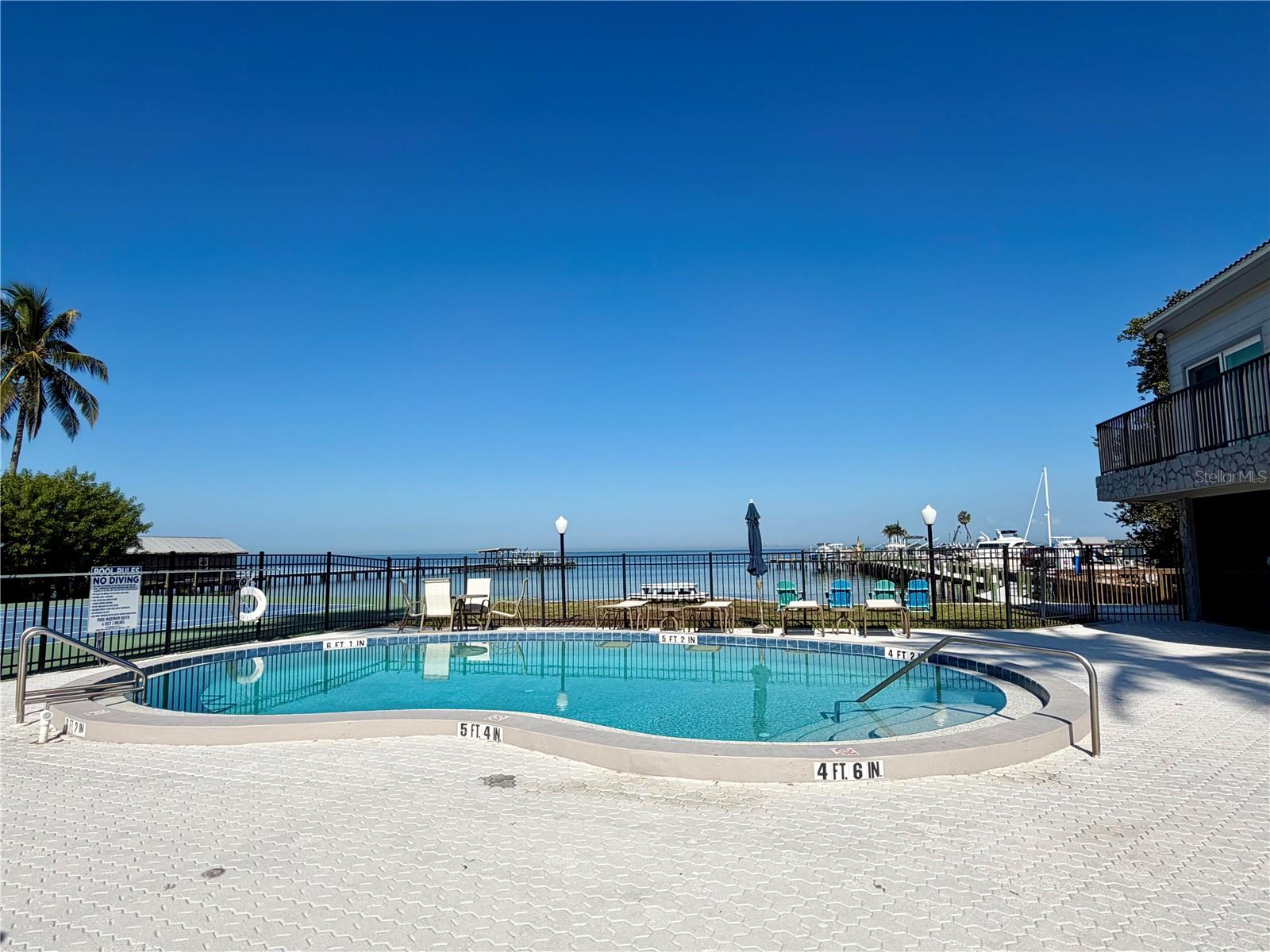 RIVER HARBOR WEST - Residential