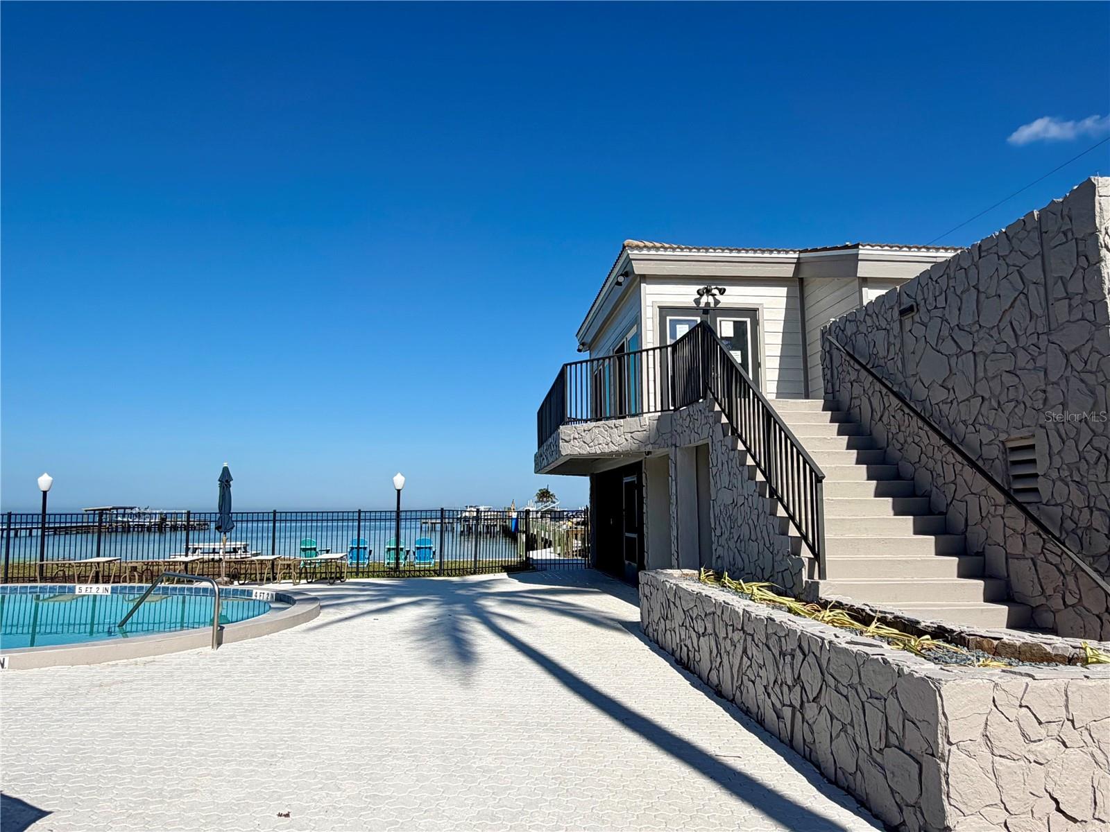 RIVER HARBOR WEST - Residential