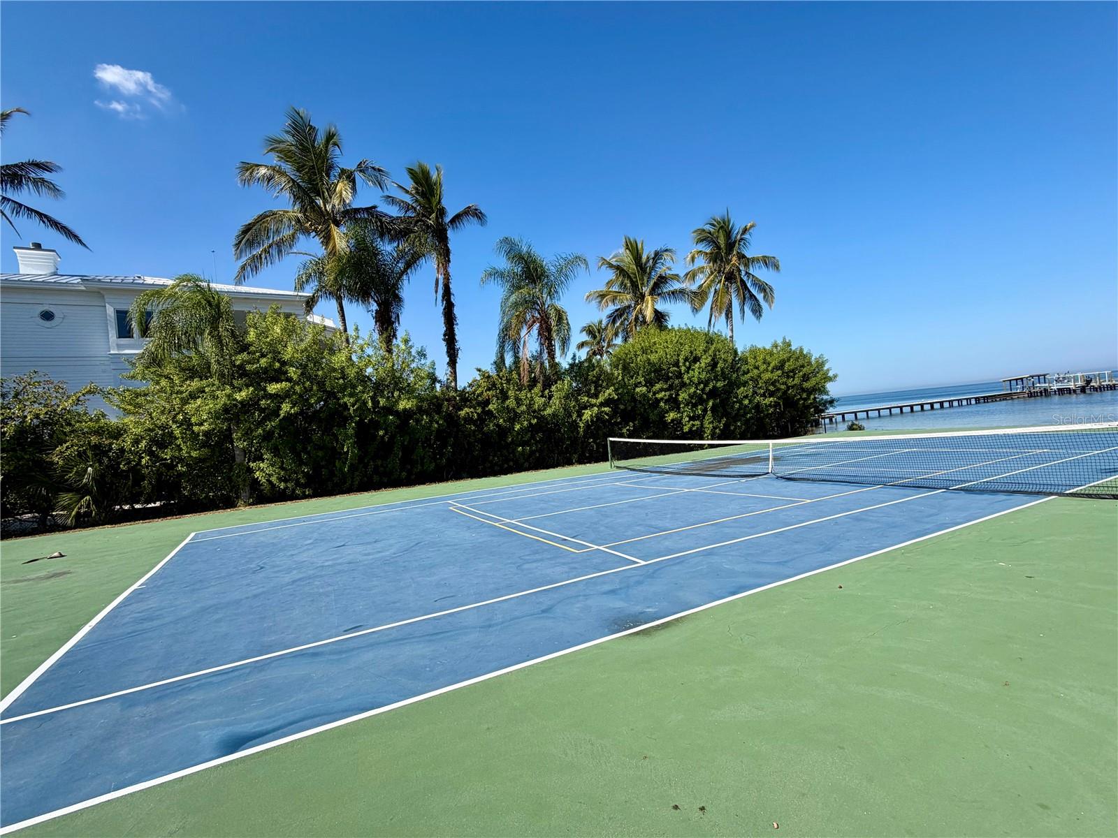 RIVER HARBOR WEST - Residential