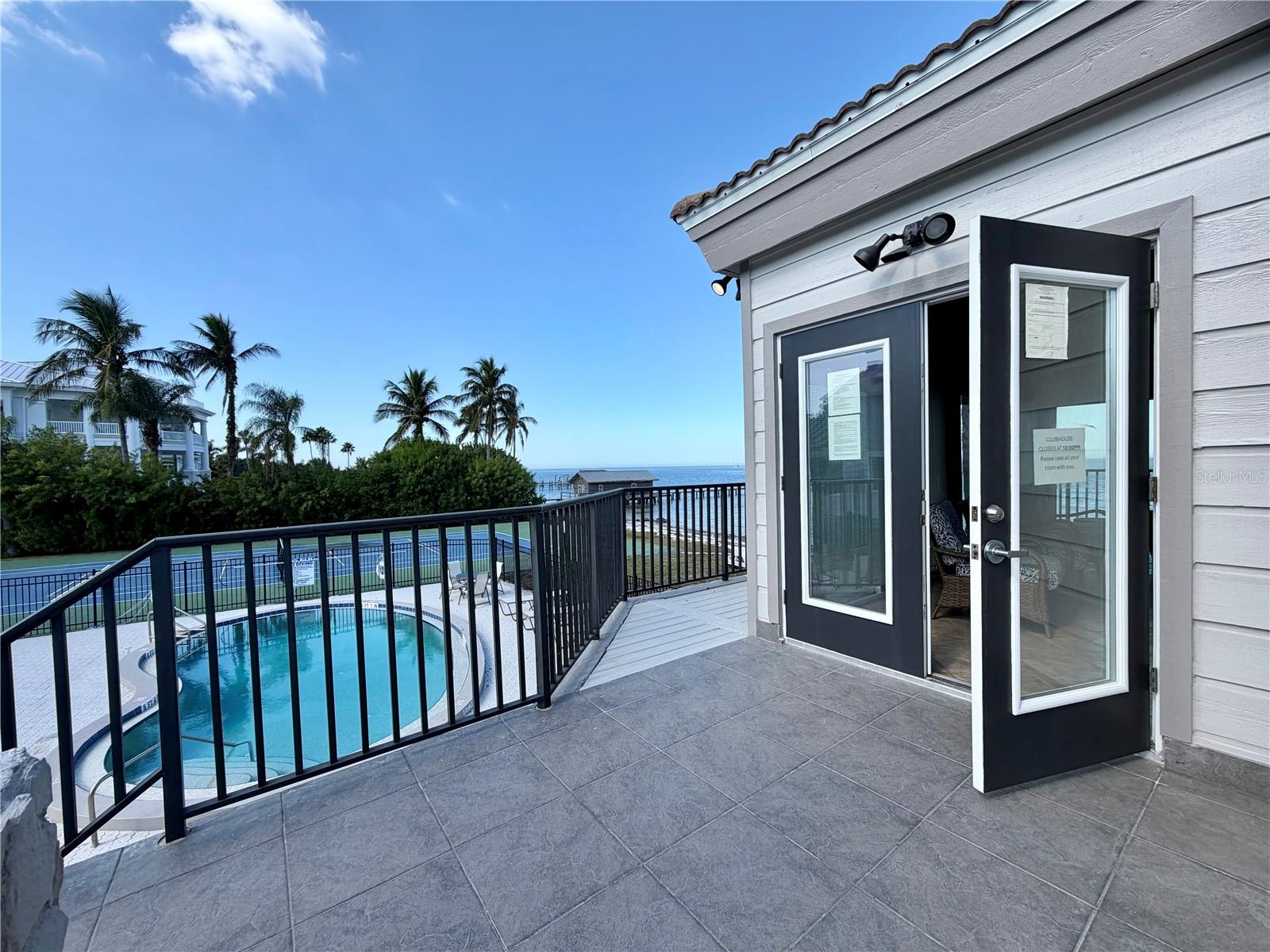 RIVER HARBOR WEST - Residential