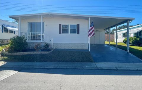 A home in PALM HARBOR