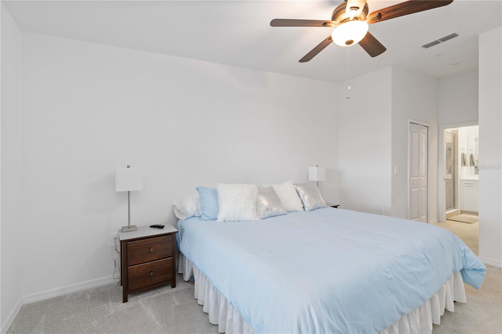 WELLEN PARK GOLF AND COUNTRY CLUB - Residential