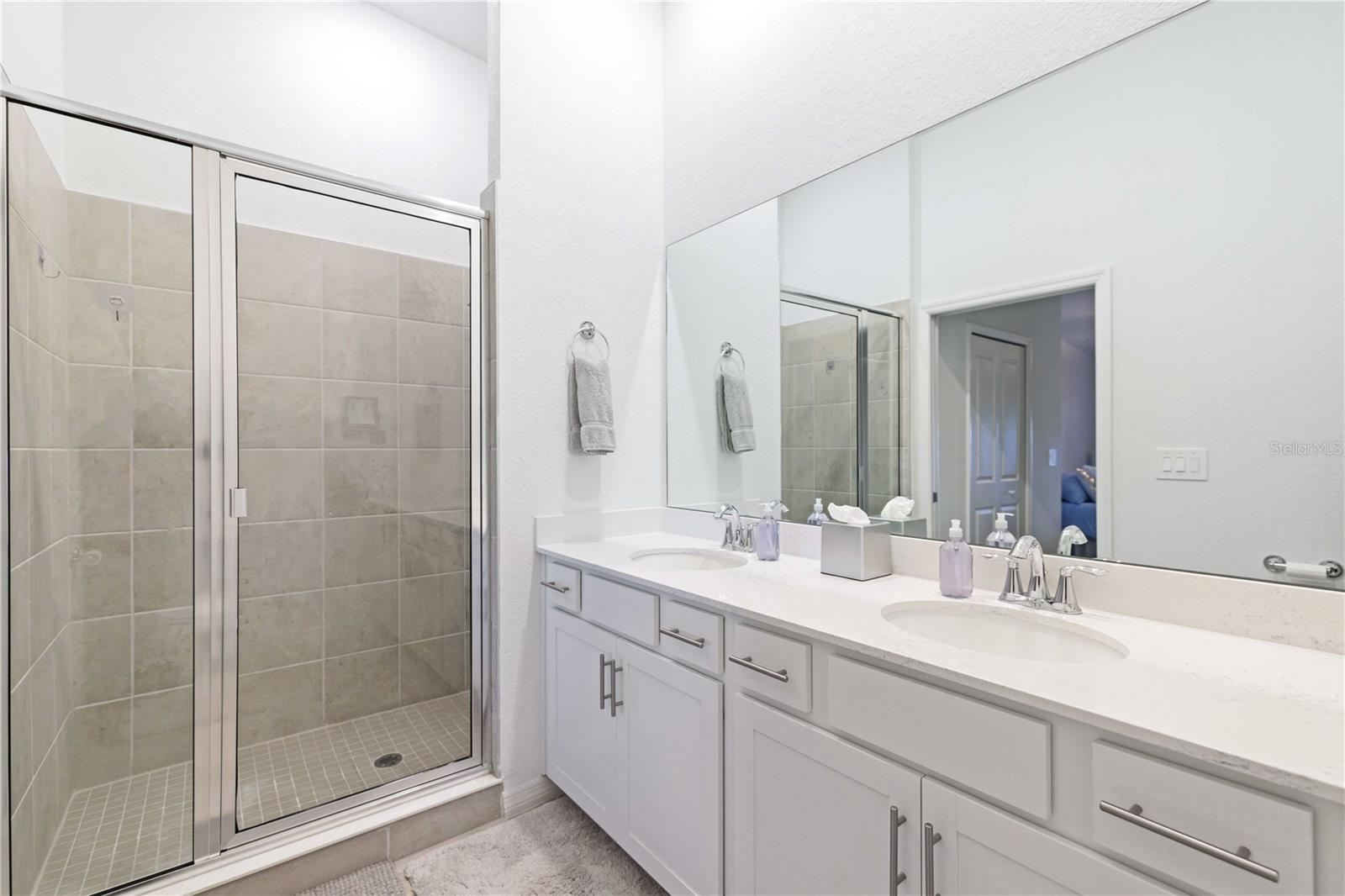 WELLEN PARK GOLF AND COUNTRY CLUB - Residential