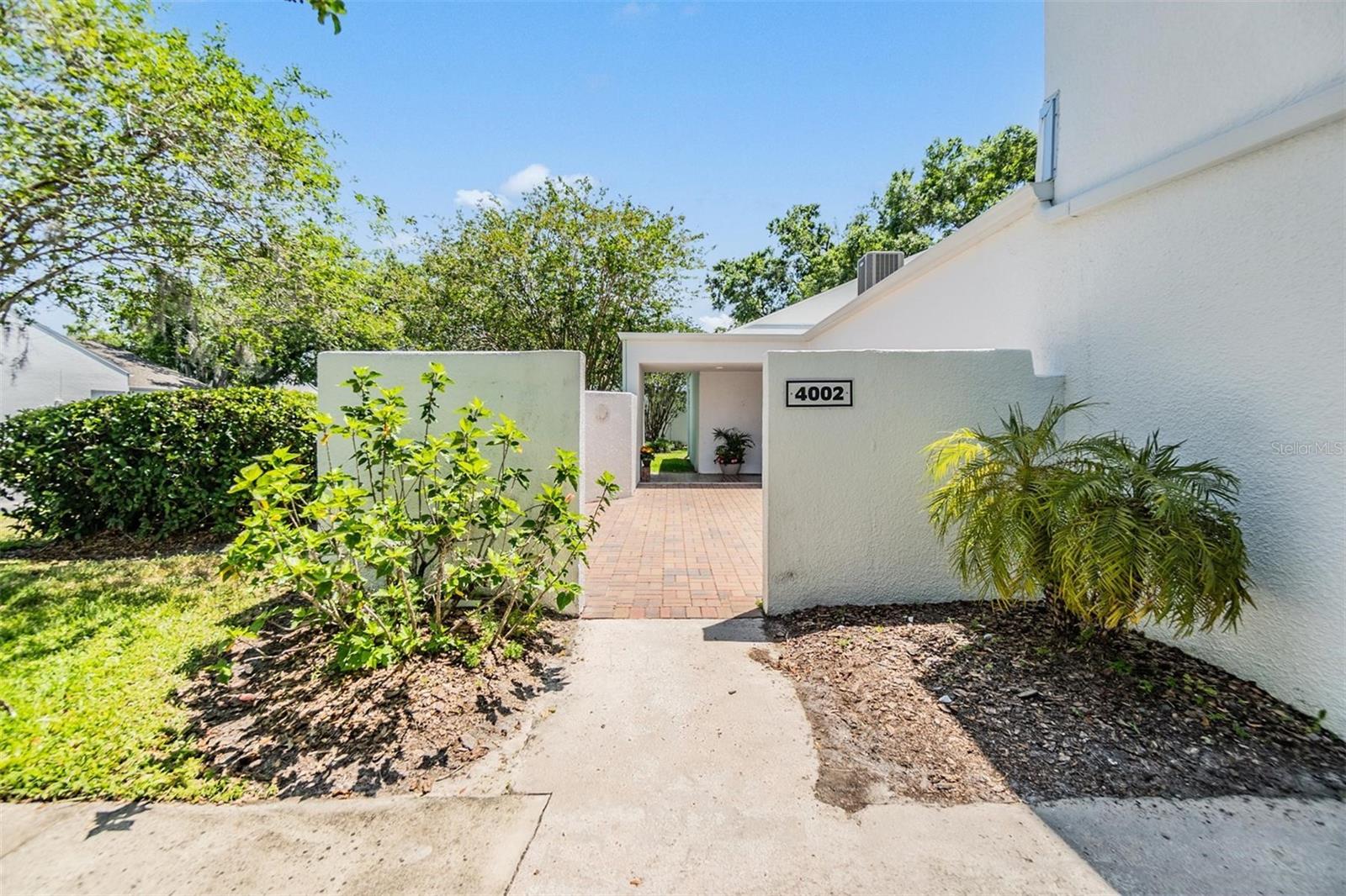 4002 CYPRESS COURT 4002