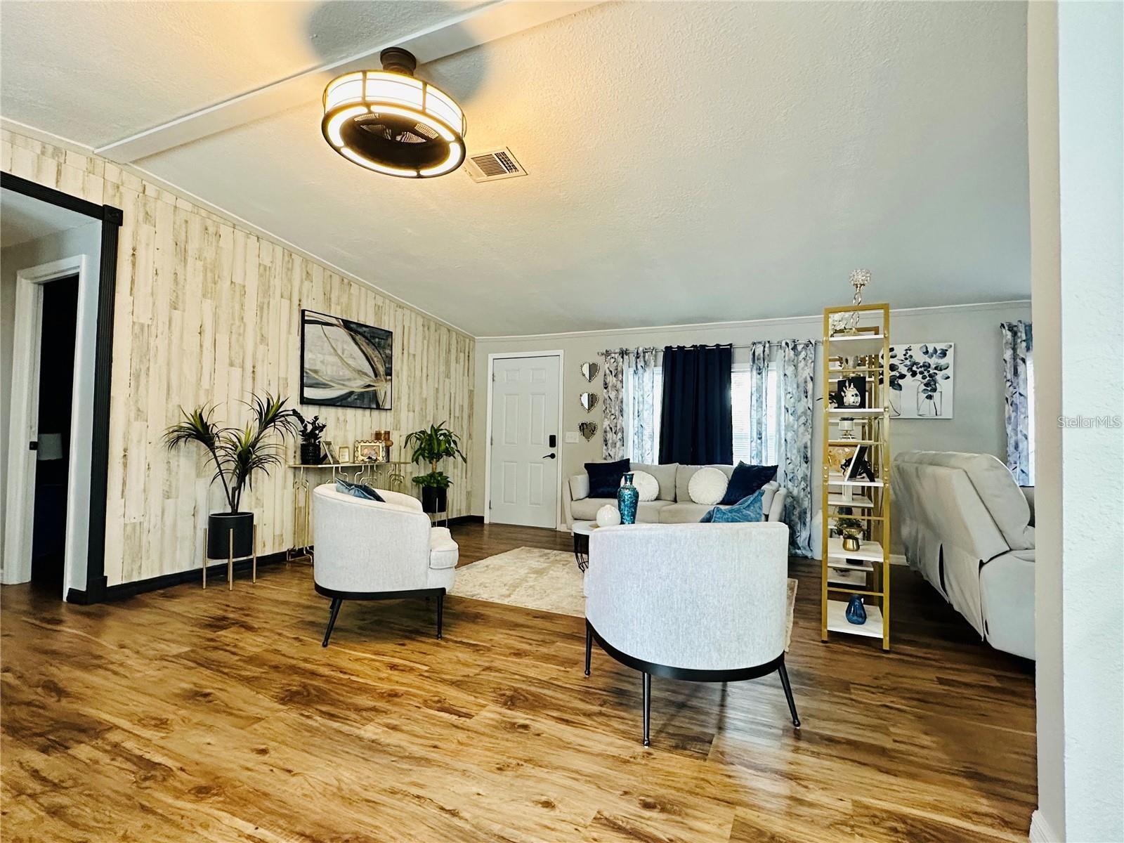 HIGH OAKS UNREC SUB - Residential