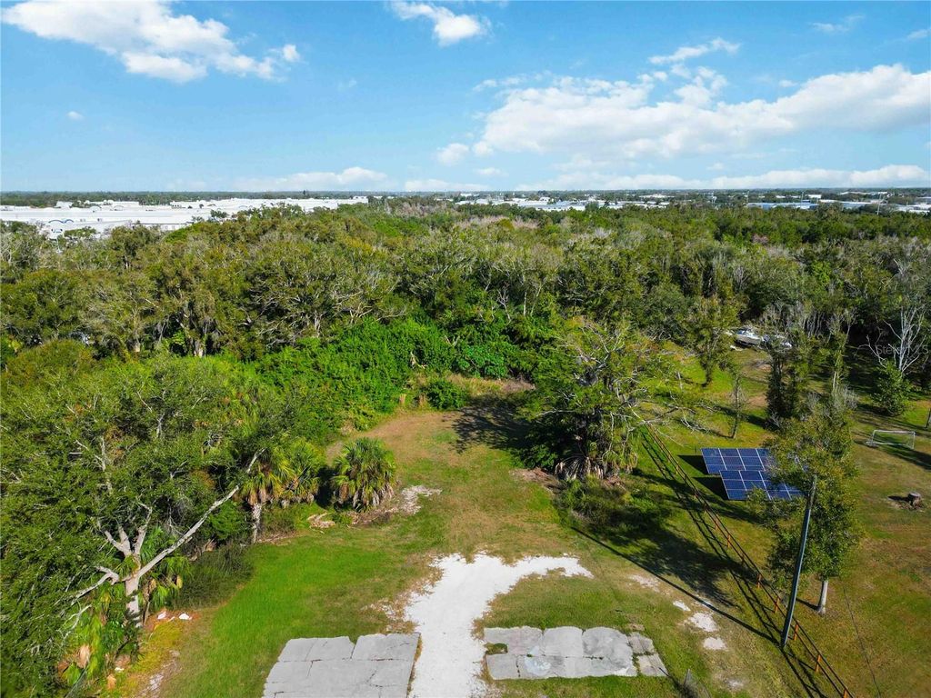 Photo of 7560 19th Street E, Sarasota, FL 34243 (MLS # A4678113)