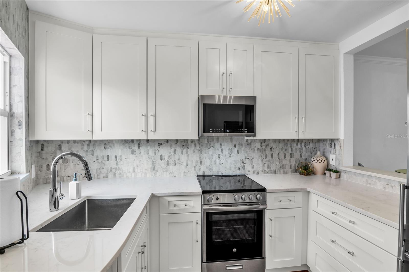 PARK AIRE CONDO - Residential