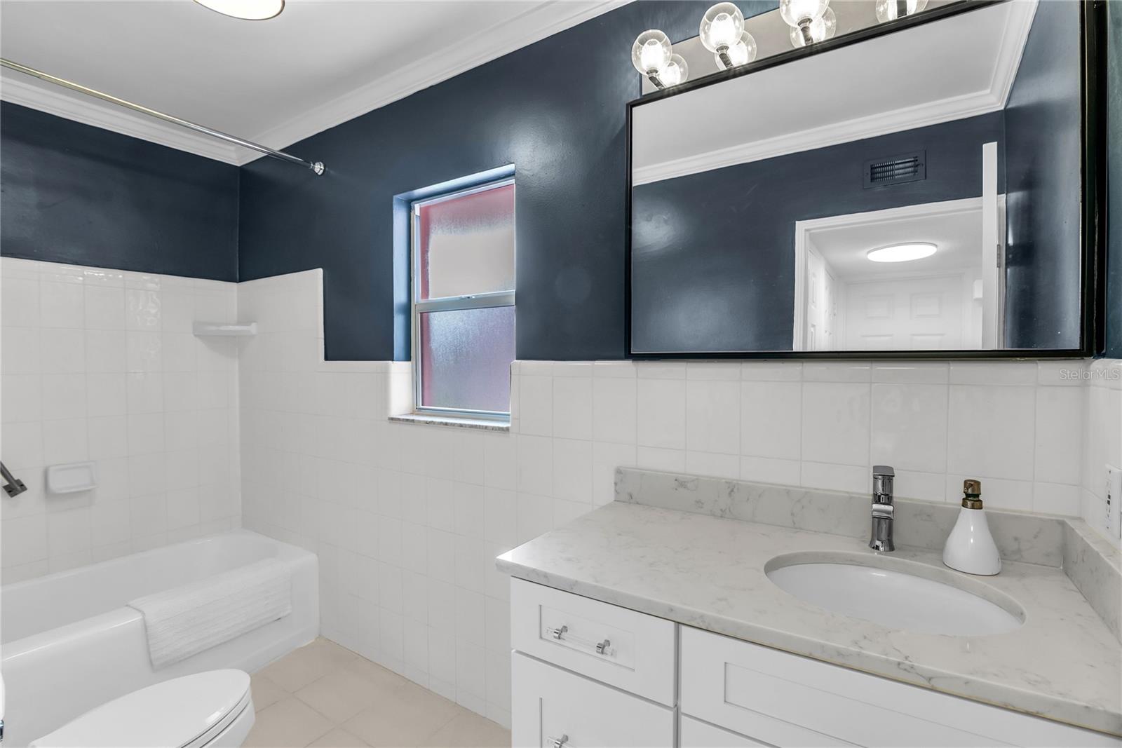 PARK AIRE CONDO - Residential