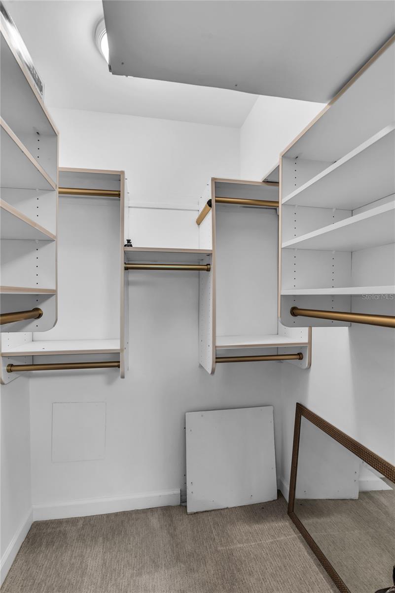 PARK AIRE CONDO - Residential