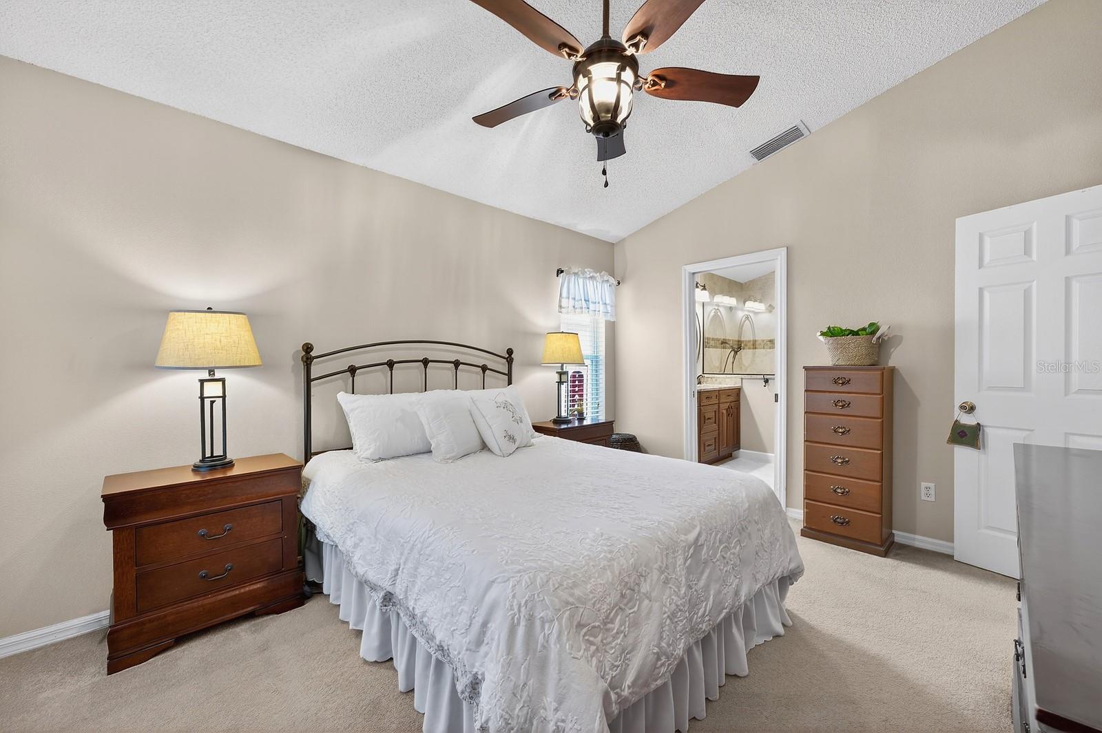 DEAN POINT - Residential