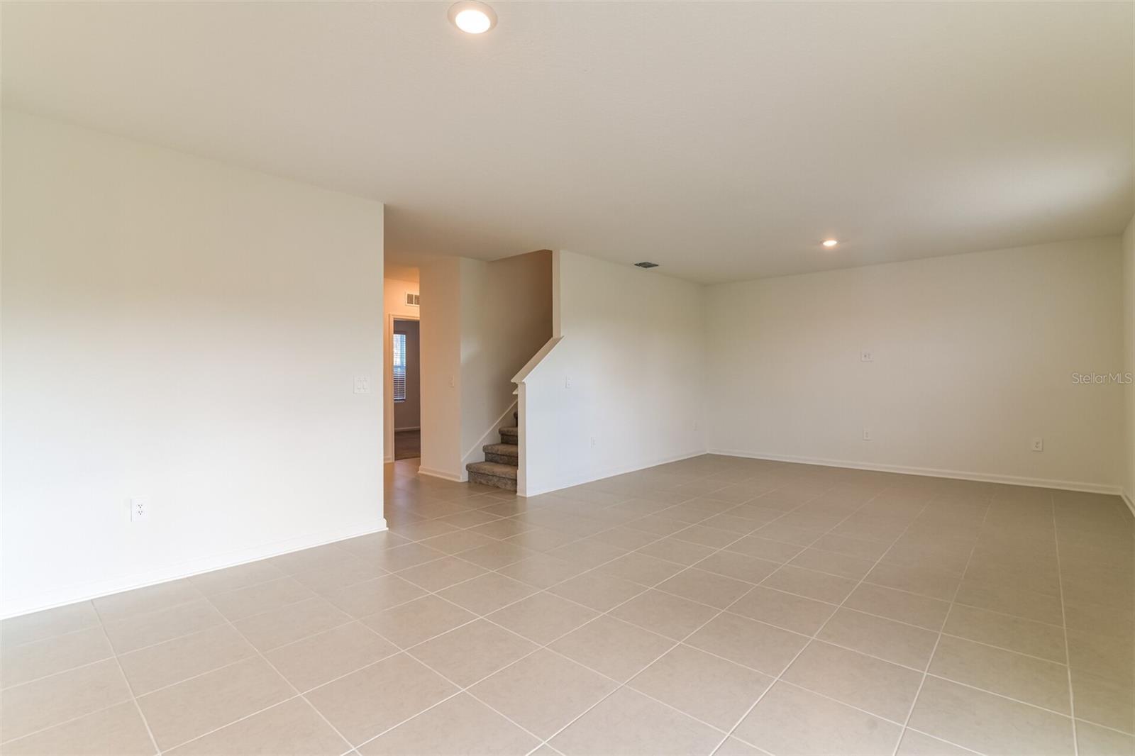 CROSSWINDS EAST PH 1 - Residential Lease