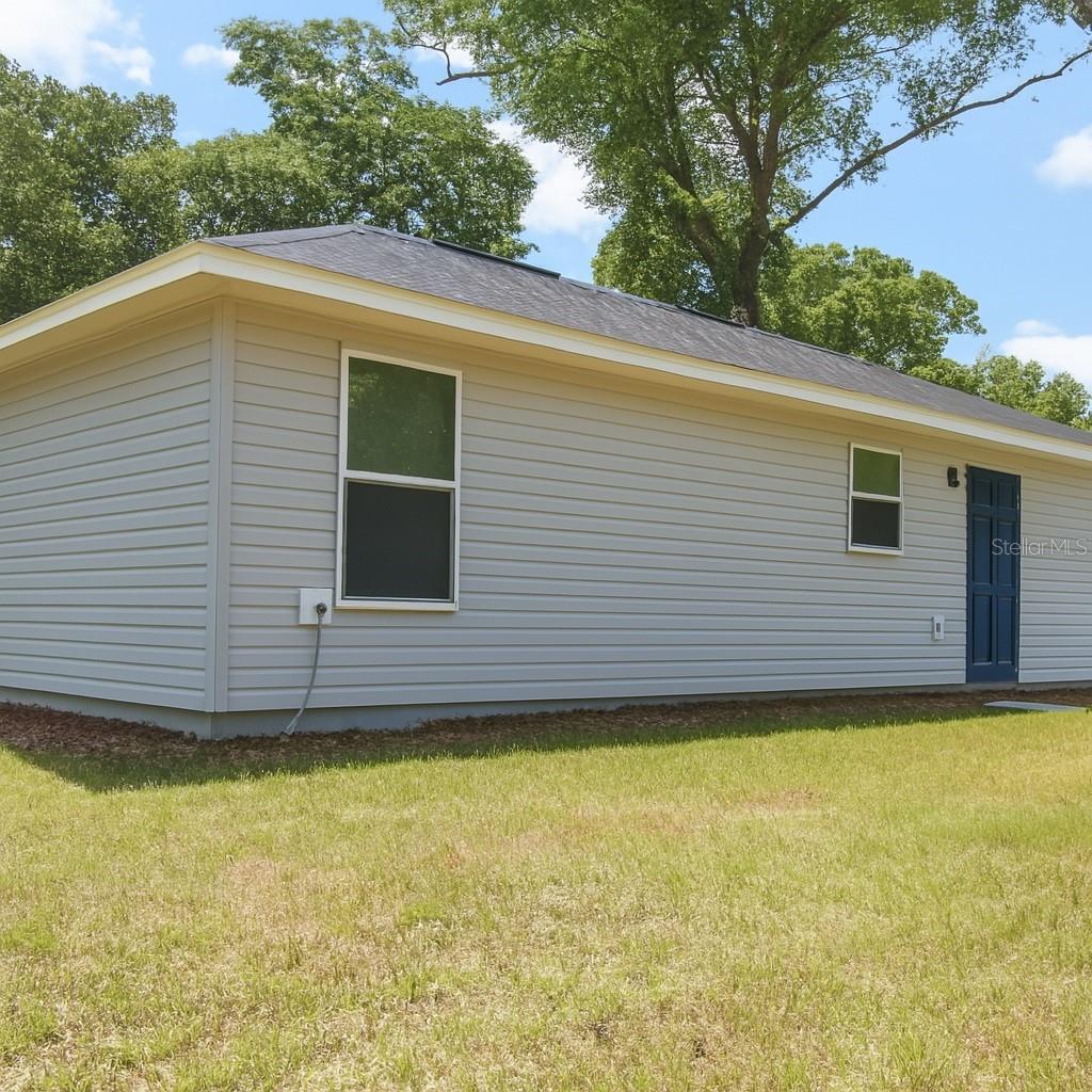 OCALA PARK ESTATE - Residential Lease
