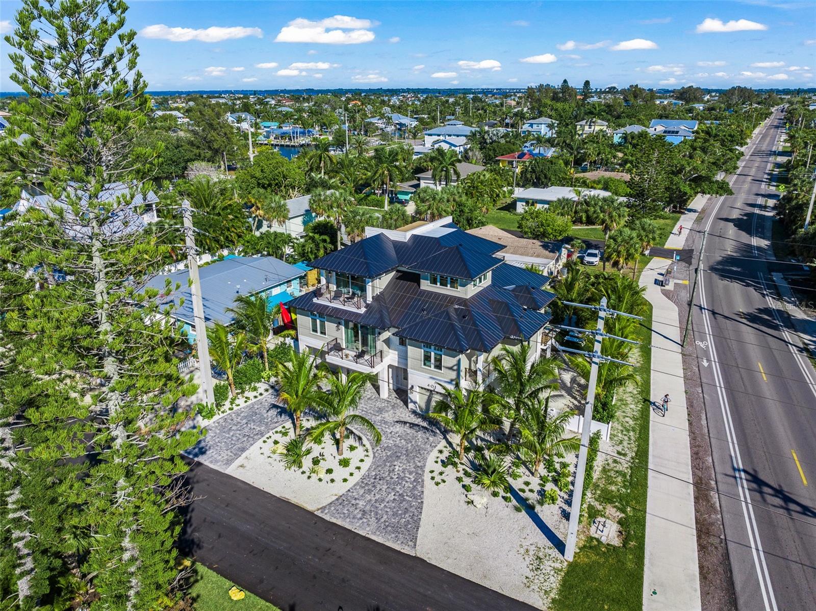 BAY PALMS ADD - Residential