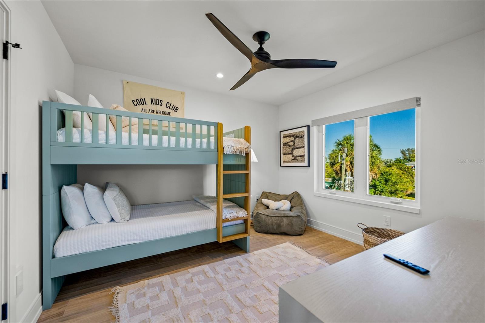 BAY PALMS ADD - Residential