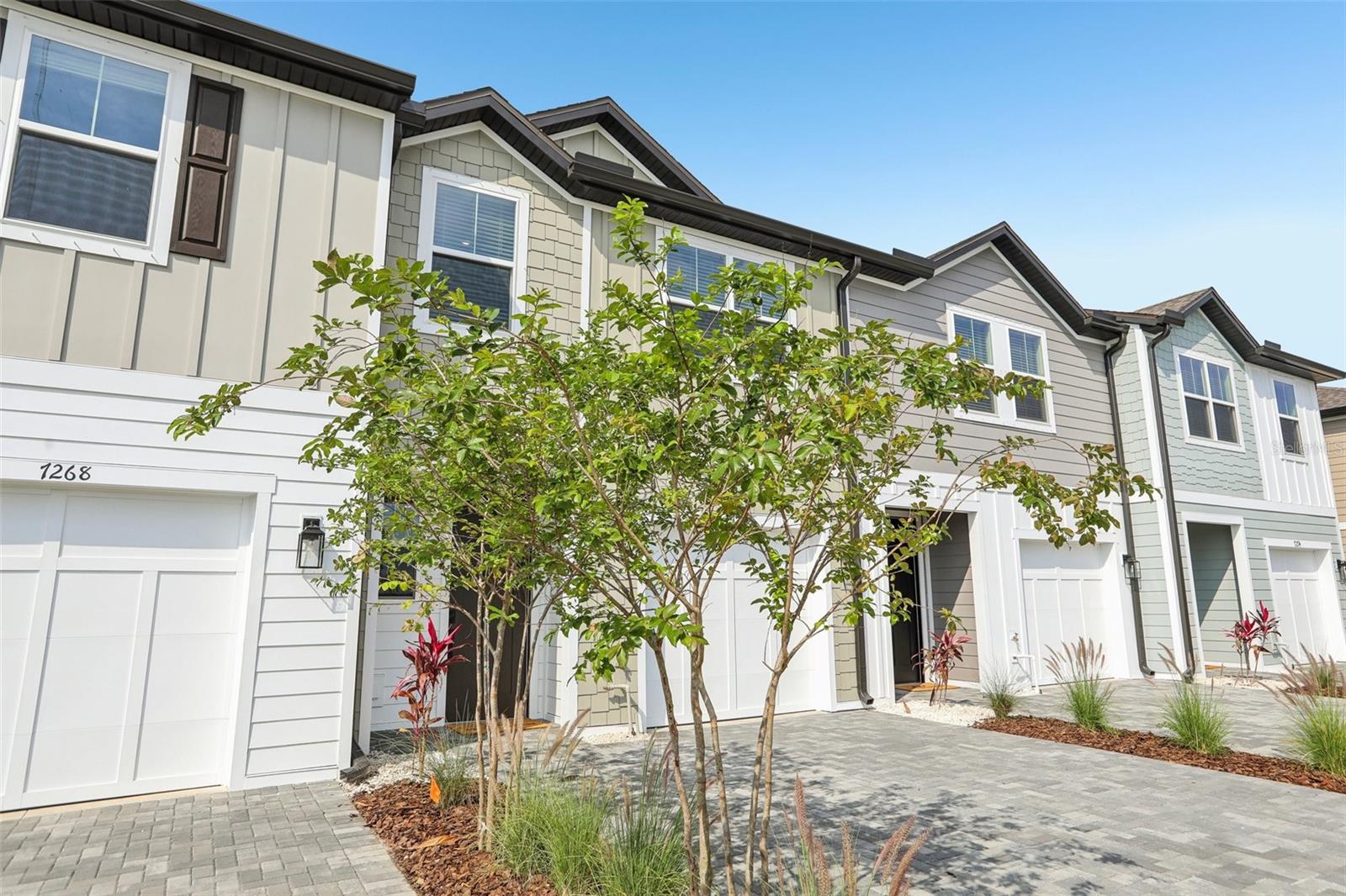 7270 DEER VALLEY CIR