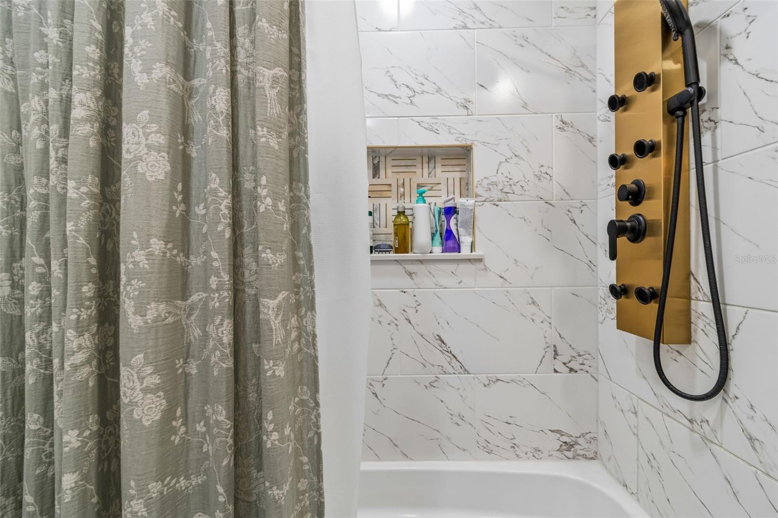 ROLLINS SUB - Residential