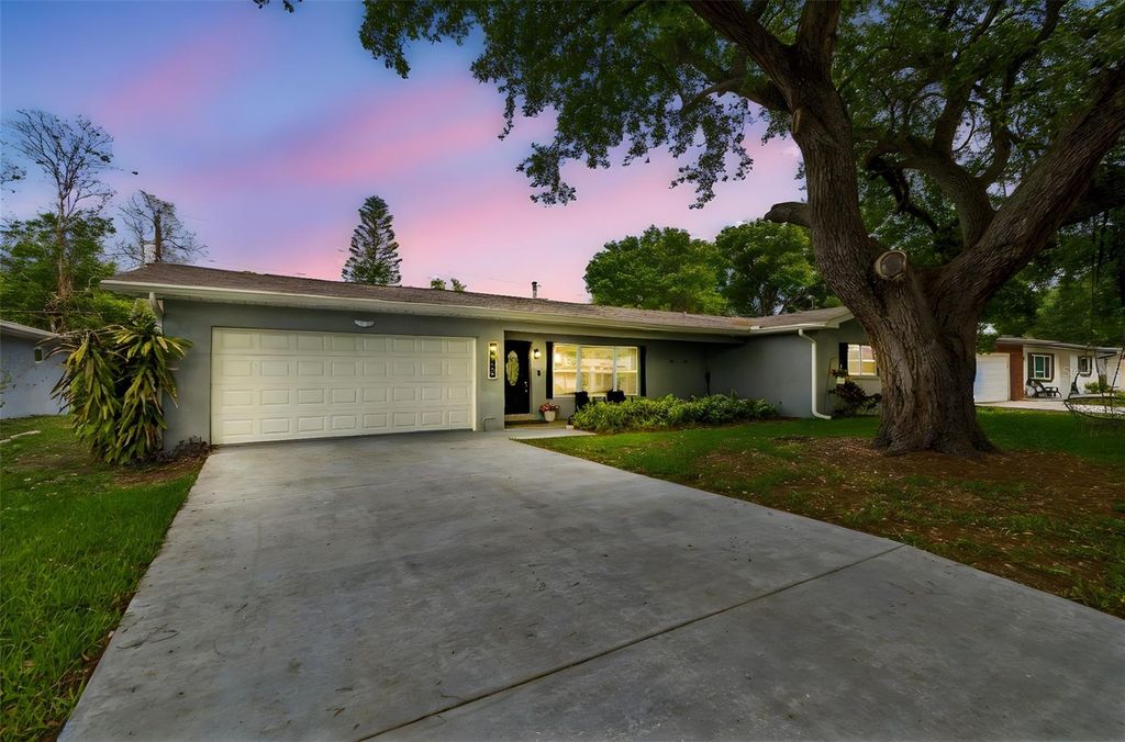 Photo of 1618 Barry Road, Clearwater, FL 33756 (MLS # TB8490958)