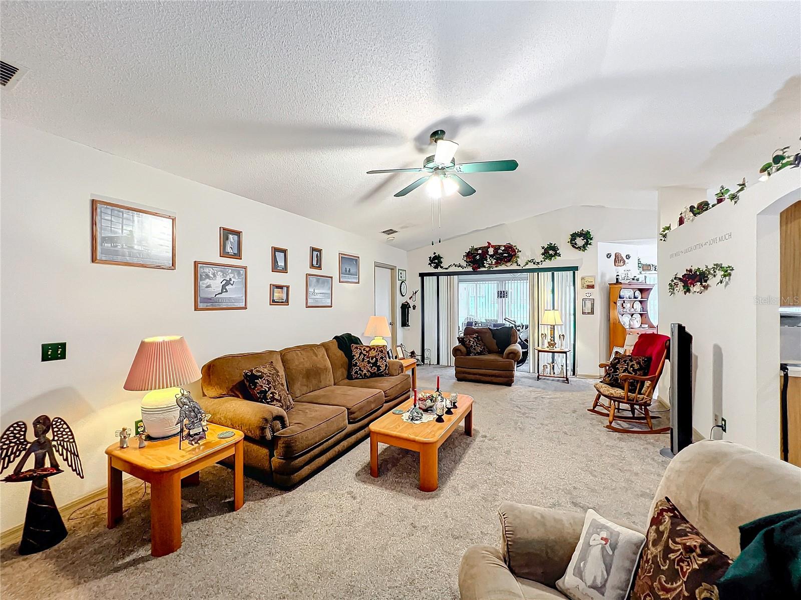 2206 SILVER LAKES DRIVE N